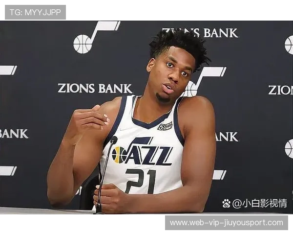 前NBA球员怀特塞德更新社媒晒照,定位显示已抵达上海,怀特塞德效力过的球队