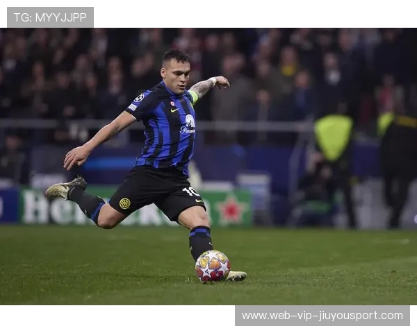 劳塔罗直塞连线前插队友，国际米兰打出教科书式配合